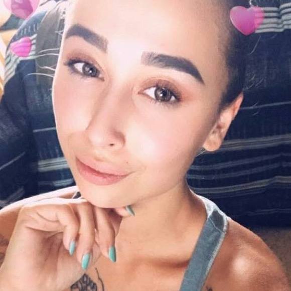 Meet your Posher, Monica - Picture 3 of 3